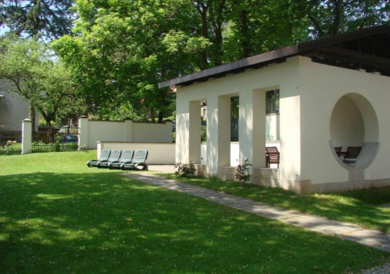 Hotel Jasny Dwór Polanica-Zdrój Exterior foto