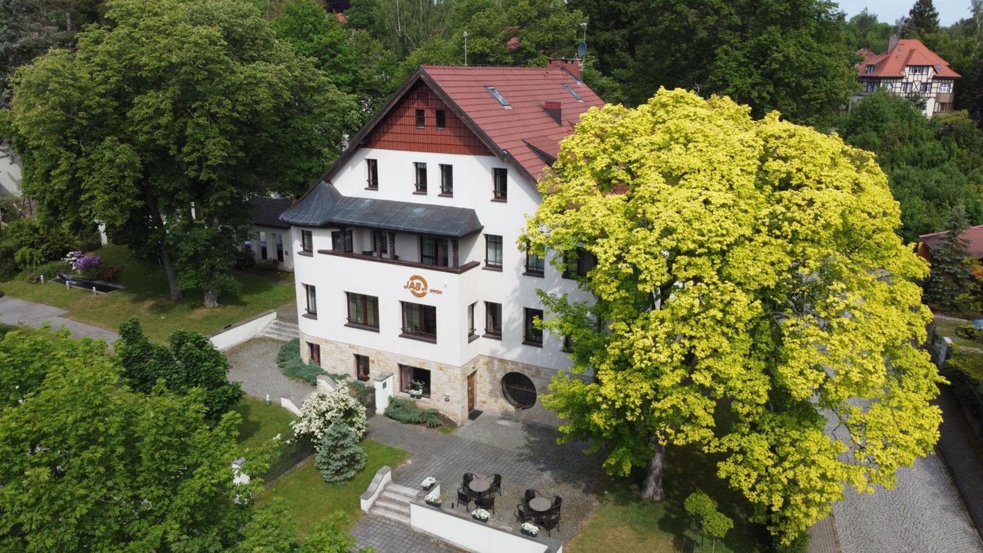 Hotel Jasny Dwór Polanica-Zdrój Exterior foto