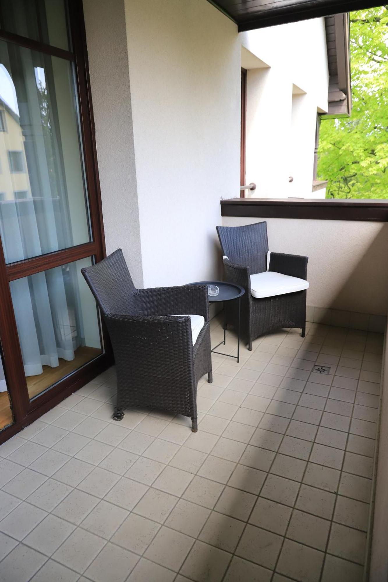Hotel Jasny Dwór Polanica-Zdrój Exterior foto